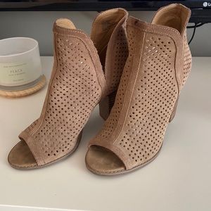 Leather Lucky Brand Heels Sz. 8